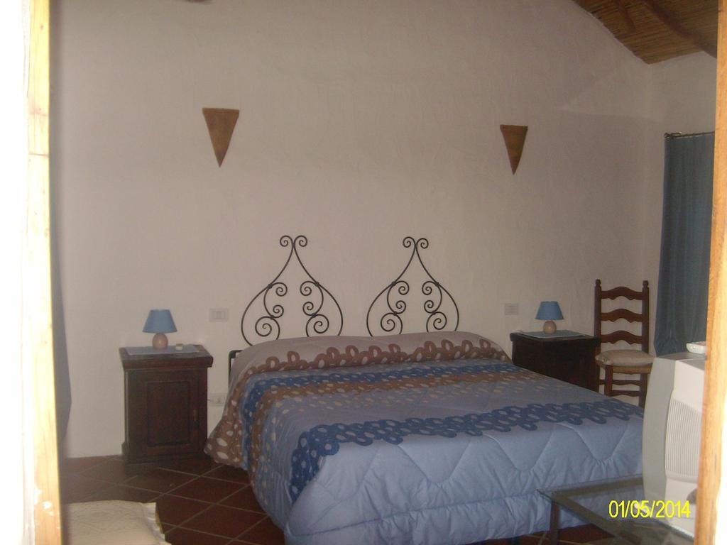Agriturismo Spridda Bed and Breakfast Arzachena Buitenkant foto